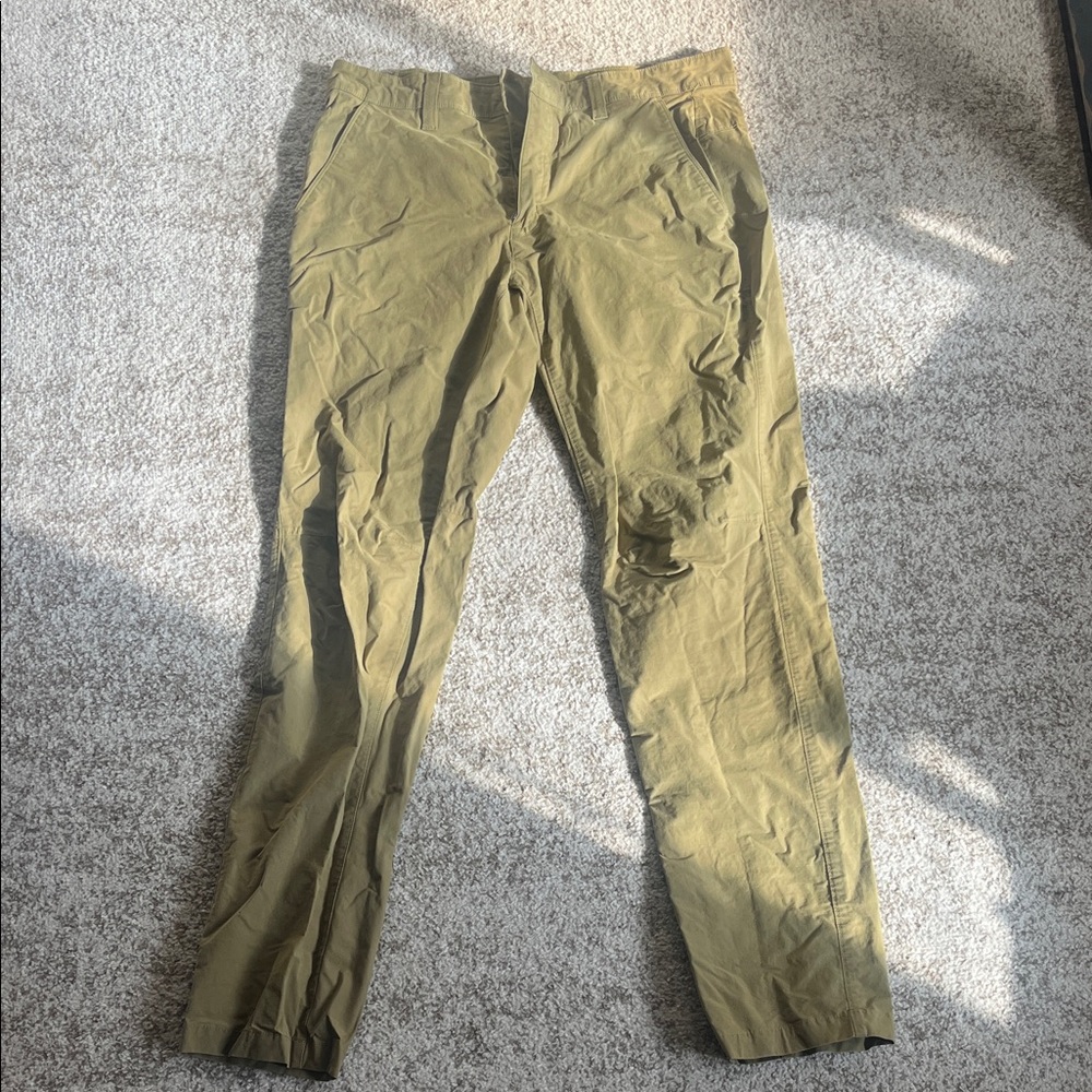 Eddie Bauer Men's Khaki Chinos (34x34)